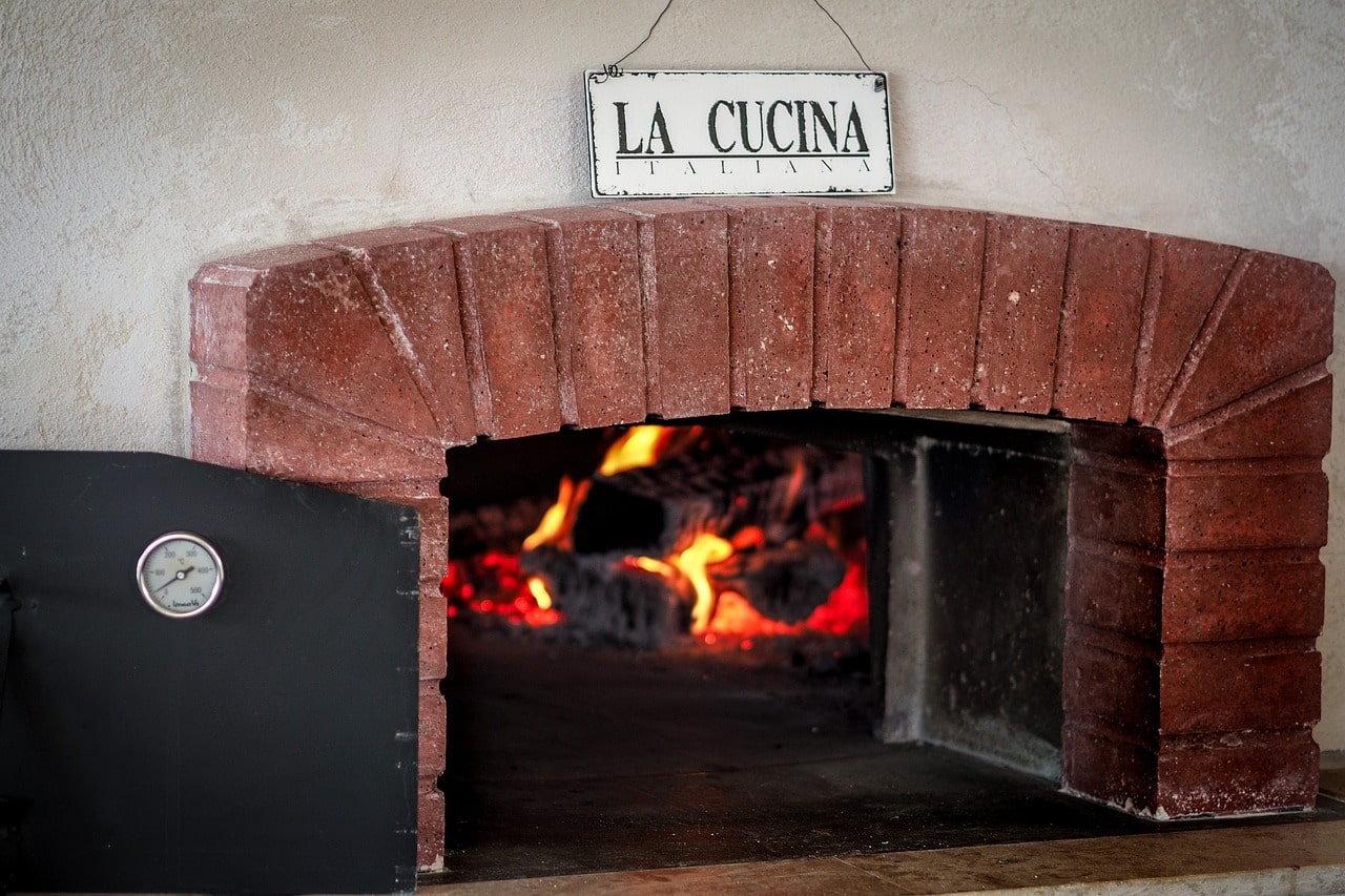 High-Quality Pizza Ovens and Grills Available in Carlisle, MA Premium Pizza Ovens and Grills in Carlisle, Massachusetts